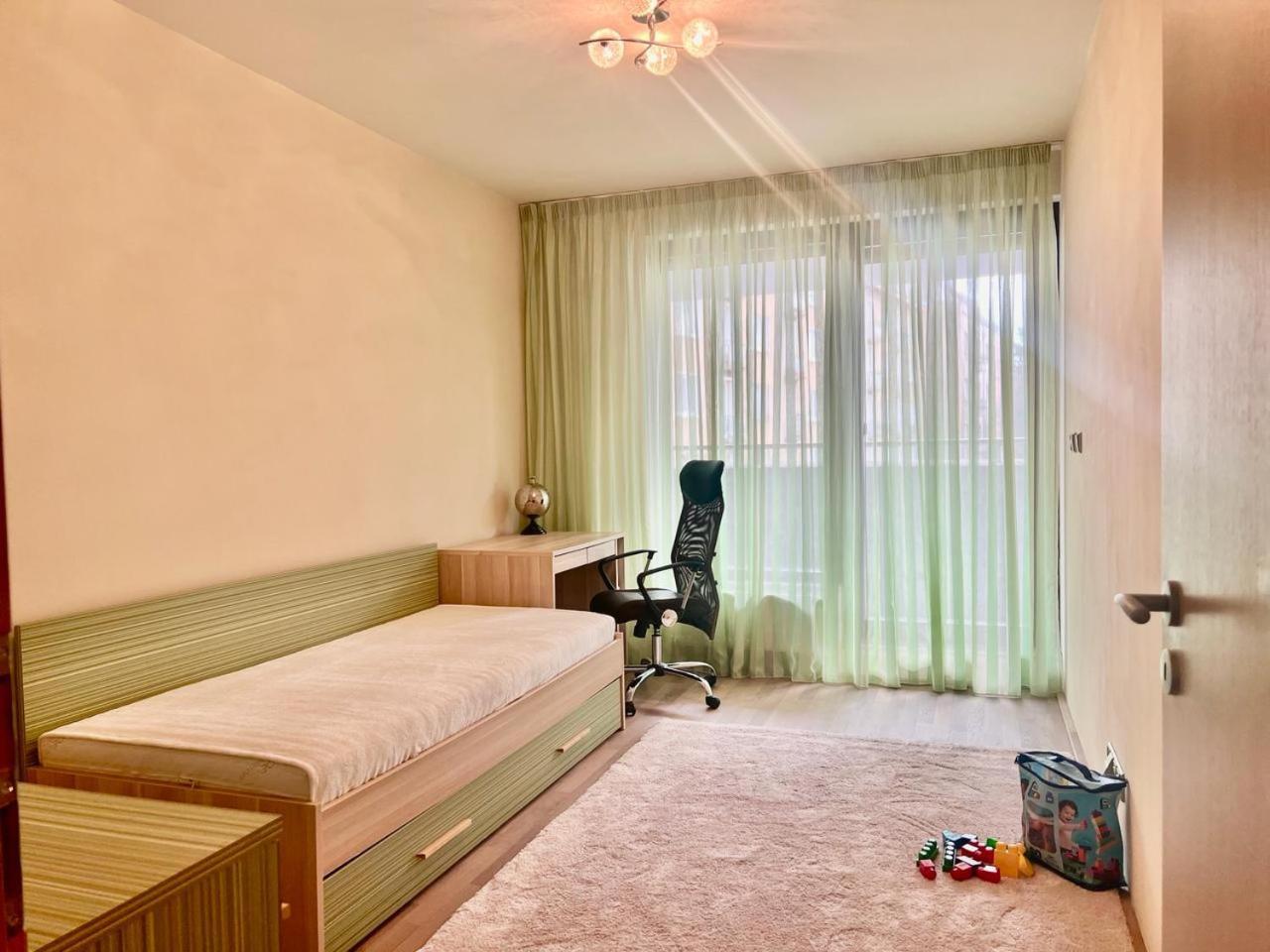 Luxury Apartment In Prague And Free Parking エクステリア 写真